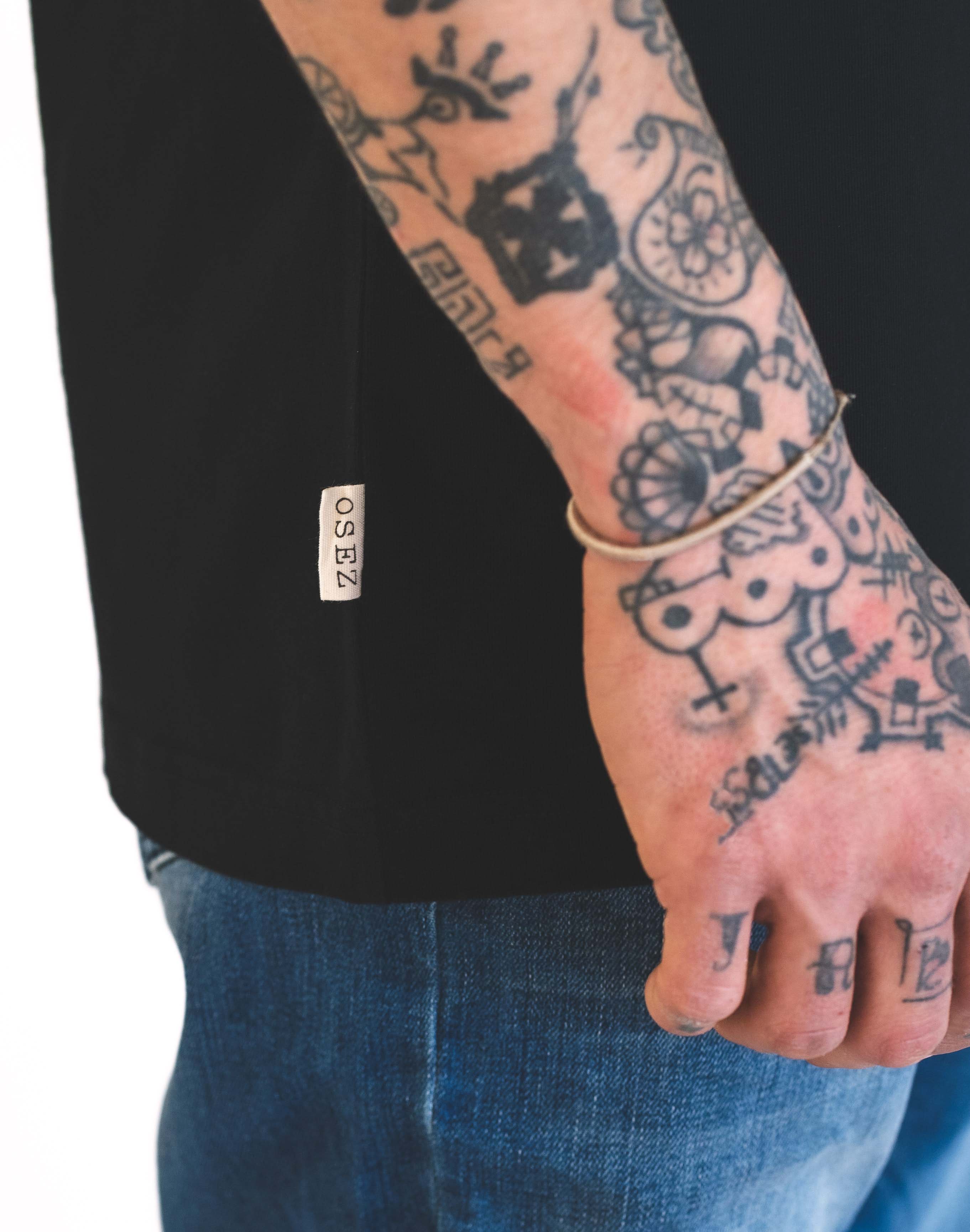 OSEZ Logo Tee Black